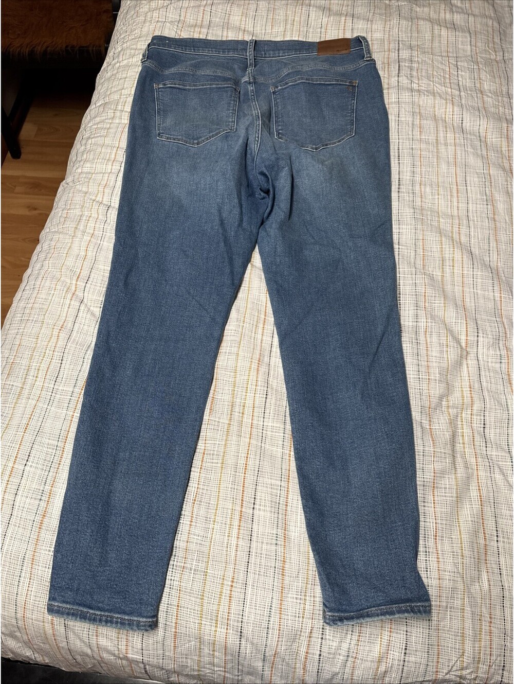 Madewell Jeans Women’s 33 10" High Rise Skinny Medium Wash Button Fly Ankle NWOT - Picture 4 of 5